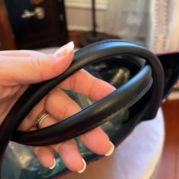 NWT Victorias Secret Red Black Novacheck Large Tote Bag - Picture 4 of 13